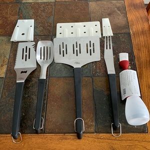 Pampered Chef Grill Set